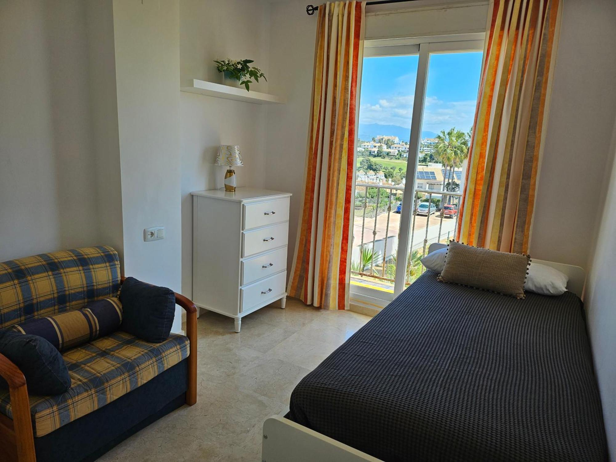3 Bedrooms With Pool & Parking, Close To Sea And Gibraltar Manilva Exterior photo
